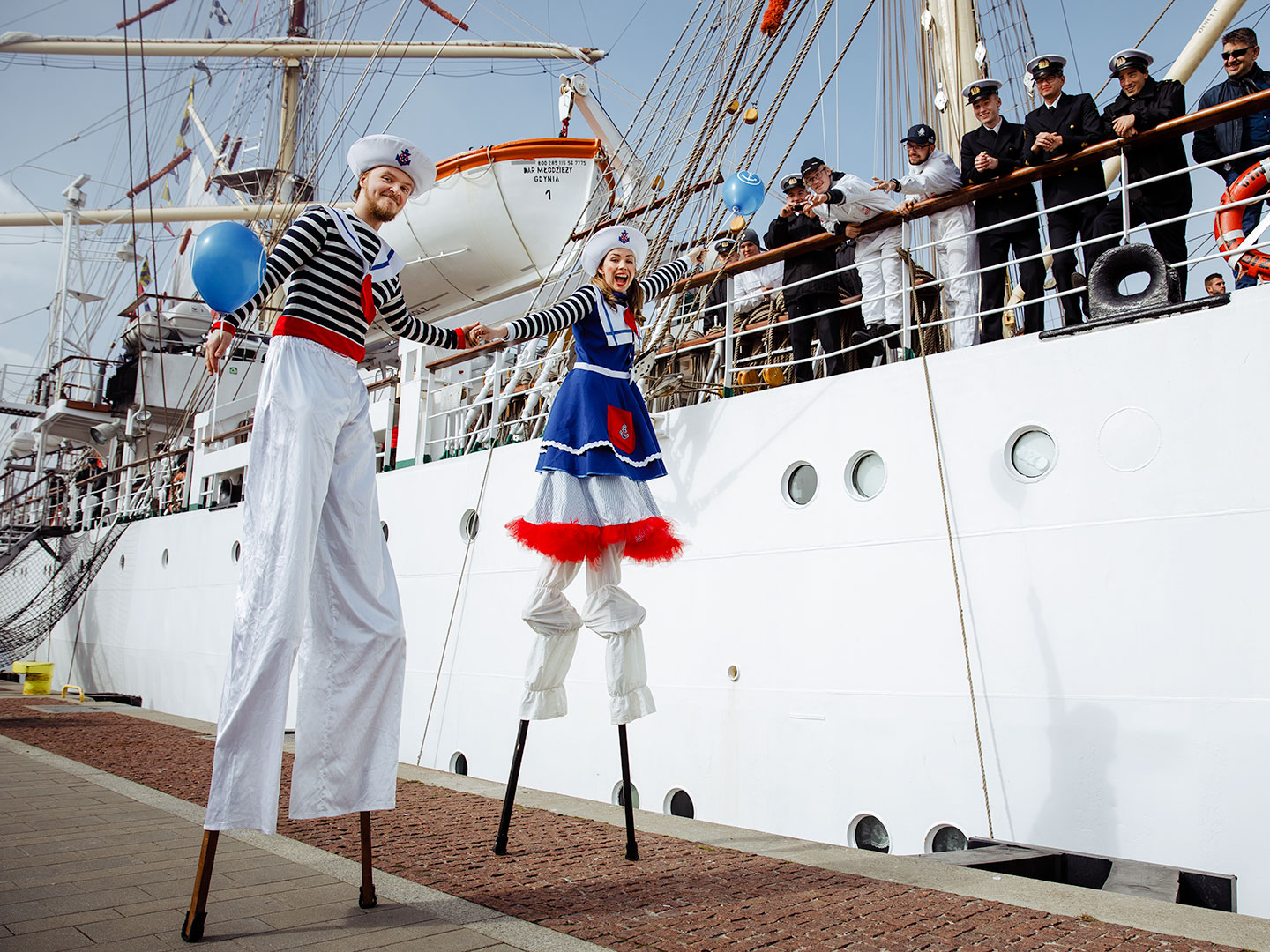 Stilt walkers